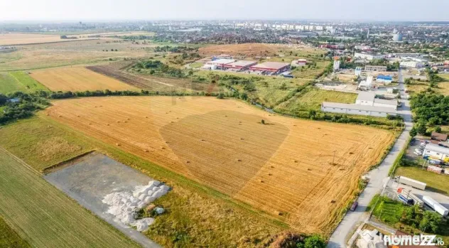 Teren 20.000 mp Arad. Ideal pentru mica industrie, servic...