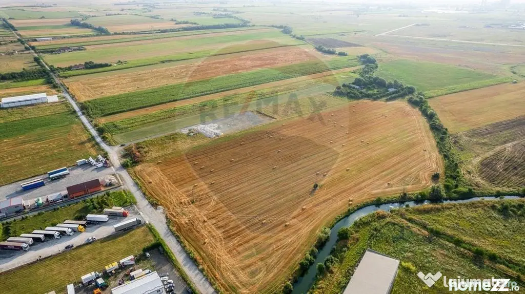 Teren 20.000 mp Arad. Ideal pentru mica industrie, servic...