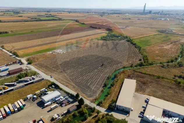 Teren 20.000 mp Arad. Ideal pentru mica industrie, servic...
