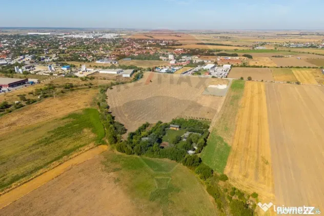 Teren 20.000 mp Arad. Ideal pentru mica industrie, servic...