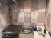 Electrolizei, garsoniera modesta de inchiriat 