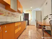 Apartament decomandat cu 2 camere de vânzare / Aurel Vla... 