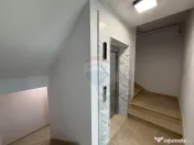 Apartament cu 2 camere în zona Finante 