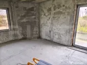 Oportunitate: Vilă P+1+M în Titu, 146 mp/nivel, teren 1607 