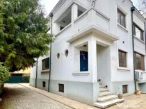 Vila renovata Cotroceni, ideală birouri, reprezentanta