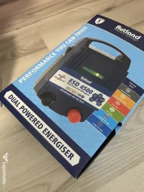 Energizator dual powered pentru gard electric Rutland 4500