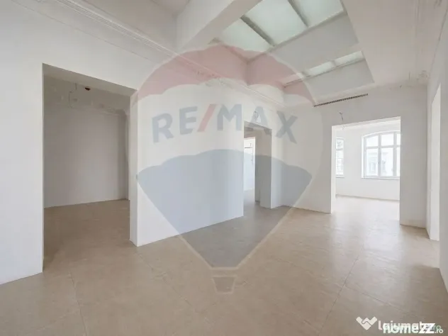 Spațiu premium birouri / showroom - 573 mp | Parcare | C...