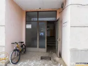 Apartament 2 camere,improspatat, decomandat,balcon,pivnita,T 