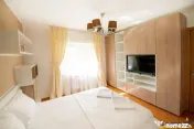 Apartament luminos cu 2 camere decomandate, Rasnov, Brasov 