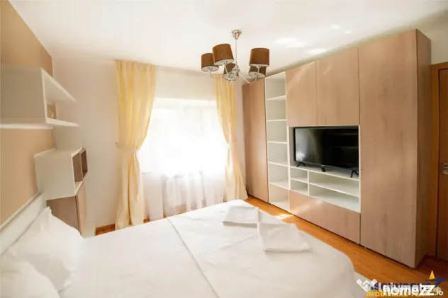 Apartament luminos cu 2 camere decomandate, Rasnov, Brasov.