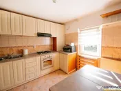 Apartament luminos cu 2 camere decomandate, Rasnov, Brasov 