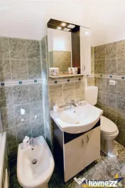 Apartament luminos cu 2 camere decomandate, Rasnov, Brasov. 