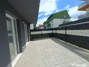 Apartament de 3 camere cu gradina, zona Jysk 