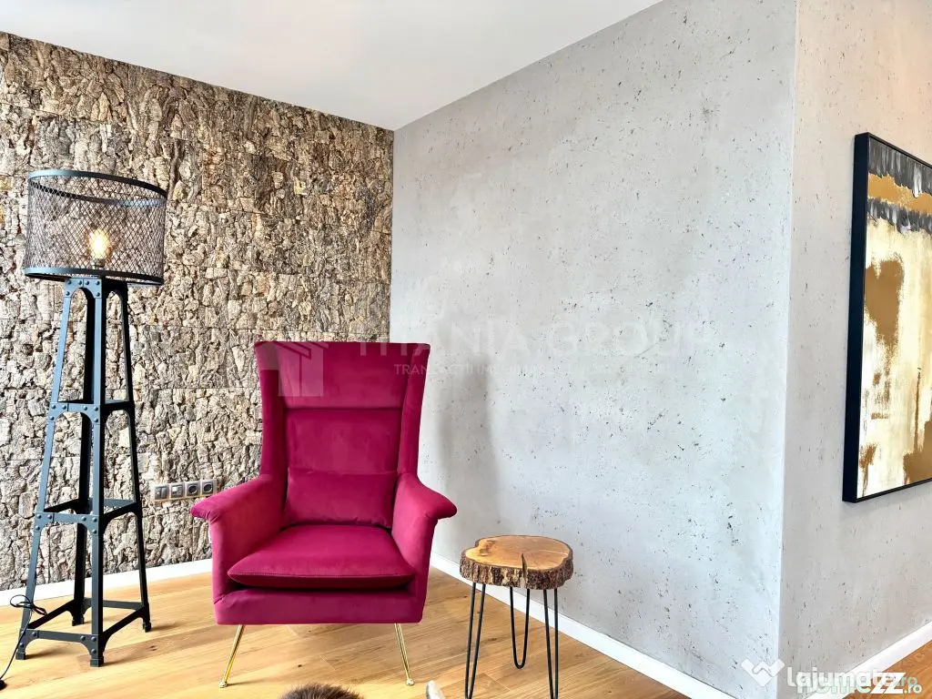 Penthouse de lux, prima închiriere, priveliște spre Tam...