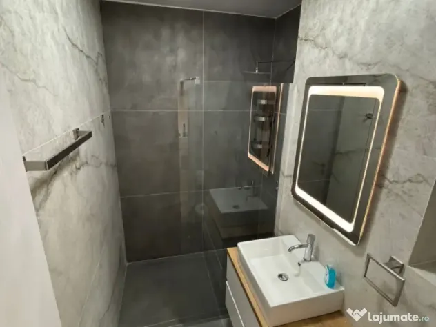 P.F închiriez apartament 2 camere MTM Pipera Lake