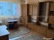Apartament de închiriat, 2 camere semidecomandate, 44 mp, b 