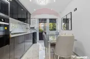 Apartament modern cu 3 camere de închiriat - zona Băncilor 