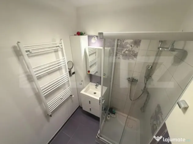 Apartament 3 camere, cu dressing, terasă și 3 parcări, zo