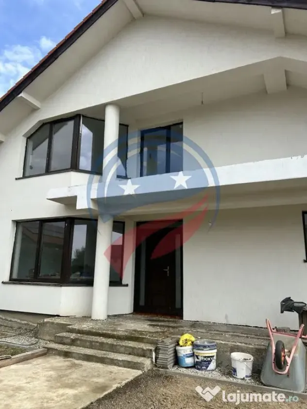 Casă de vânzare – Zona Selgros, acces din două străzi