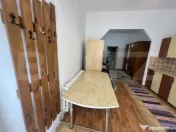 Apartament la casă de închiriat 