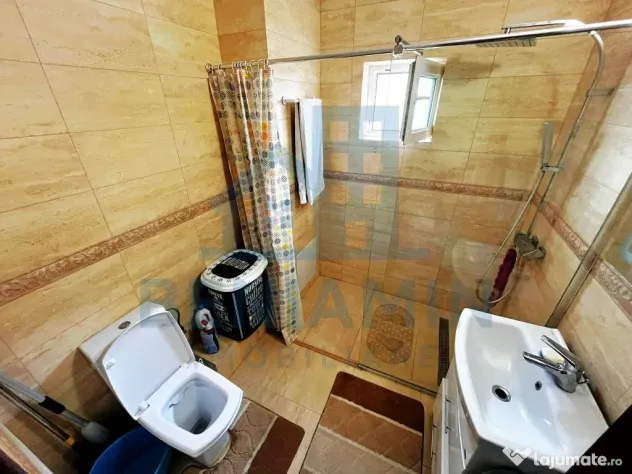 Casa P+1-Toate Utilitatile-3 Dormitoare-2 Bai-680mp Teren...