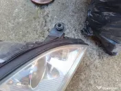 Faruri mercedes ml 2007 volan stânga 