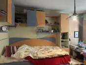 Apartament cu 3 camere de vânzare în zona 1 Decembrie 1918 