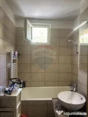 Apartament cu 3 camere de vânzare în zona 1 Decembrie 1918 