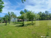 Casa de vanzare cu teren de 1300mp