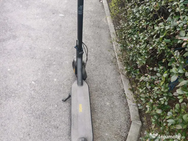 Trotineta electrica Segway Ninebot Max G30