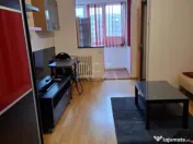 Garsonieră Titan, an 1974, metrou, 32 mp, anvelopat 