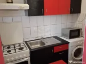 Garsonieră Titan, an 1974, metrou, 32 mp, anvelopat 