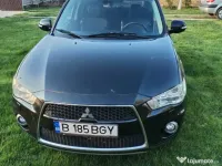 Mitsubishi outlander 2012 