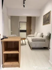 Berceni metrou biruintei 81 studio etaj 3 