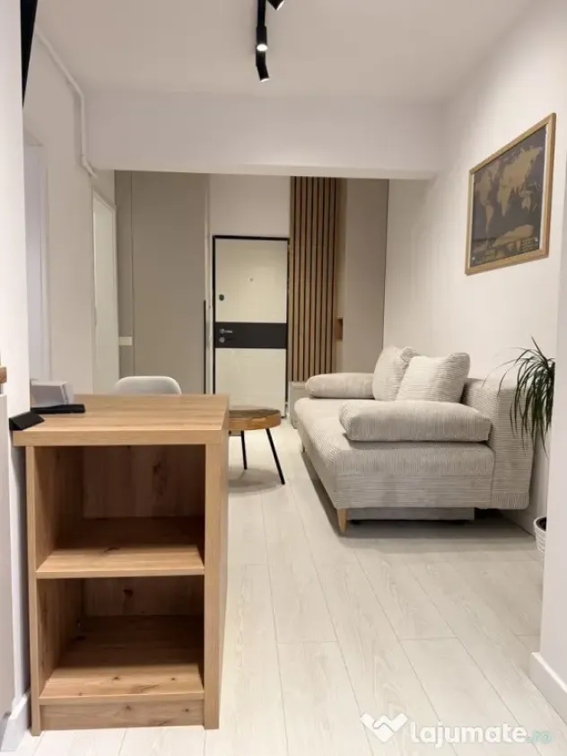 Berceni metrou biruintei 81 studio etaj 3