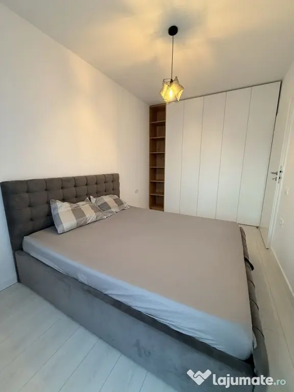 Berceni metrou biruintei 81 studio etaj 3
