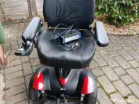 carucior electric adulti/persoane cu dizabilitati 