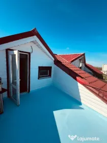 Vand apartament mansarda 2 camere Micro 21