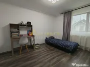 Casa cu etaj - Mobilata/utilata- gata de mutat 