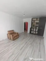 Apartament 3 Camere FAR Constanța | Decomandat | Renovat