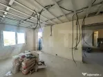 Apartament 3 camere, decomangdat, zona 8 Mai