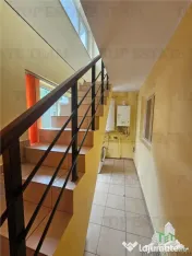 Casa la curte cu garaj dublu langa Padurea Rosu 