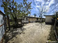 Casă 4 camere plan parter cu beci și anexe + 720 mp curte 