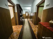 Casă 4 camere plan parter cu beci și anexe + 720 mp curte 