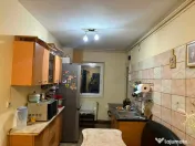 Apartament 3 camere Tractorul etaj 1 