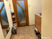 Apartament 3 camere Tractorul etaj 1 