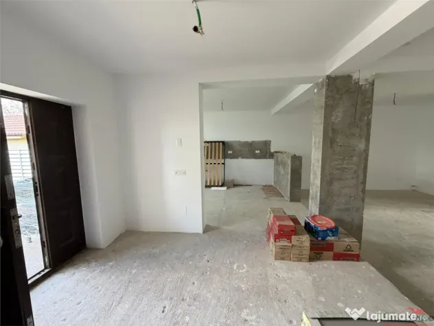 Casa noua P 1 de in Petresti