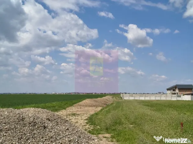 Poșta -Teren 12.450mp pretabil hală/rezidențial la 150...