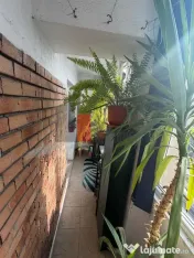 Apartament cu trei camere de vanzare-Crangasi-loc de parcare 