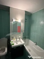 Apartament cu trei camere de vanzare-Crangasi-loc de parcare 